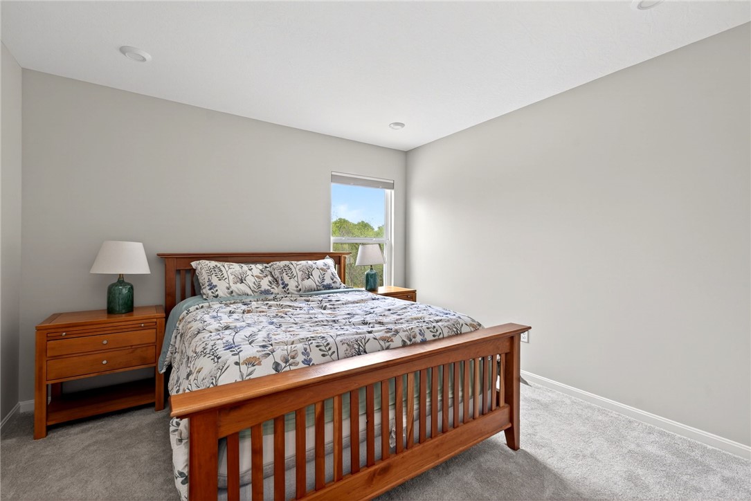 1593 Bur Oak Drive