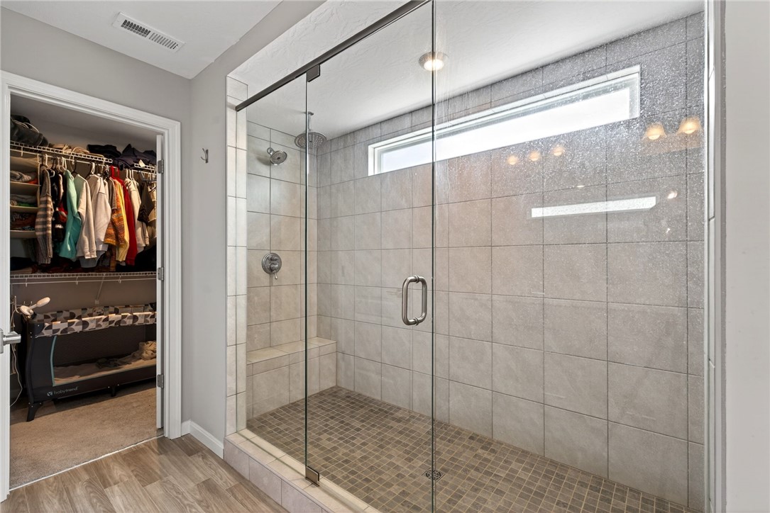 1593 Bur Oak Drive