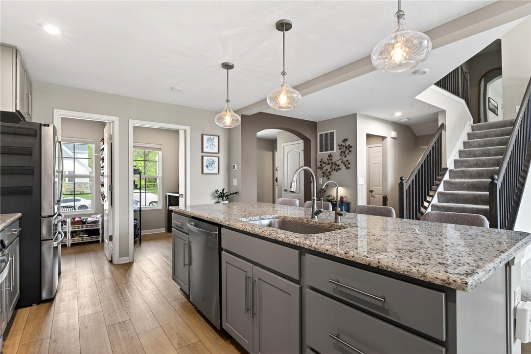 1593 Bur Oak Drive