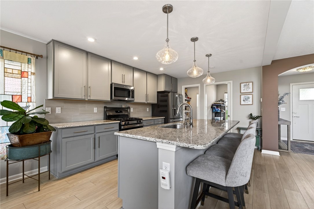 1593 Bur Oak Drive