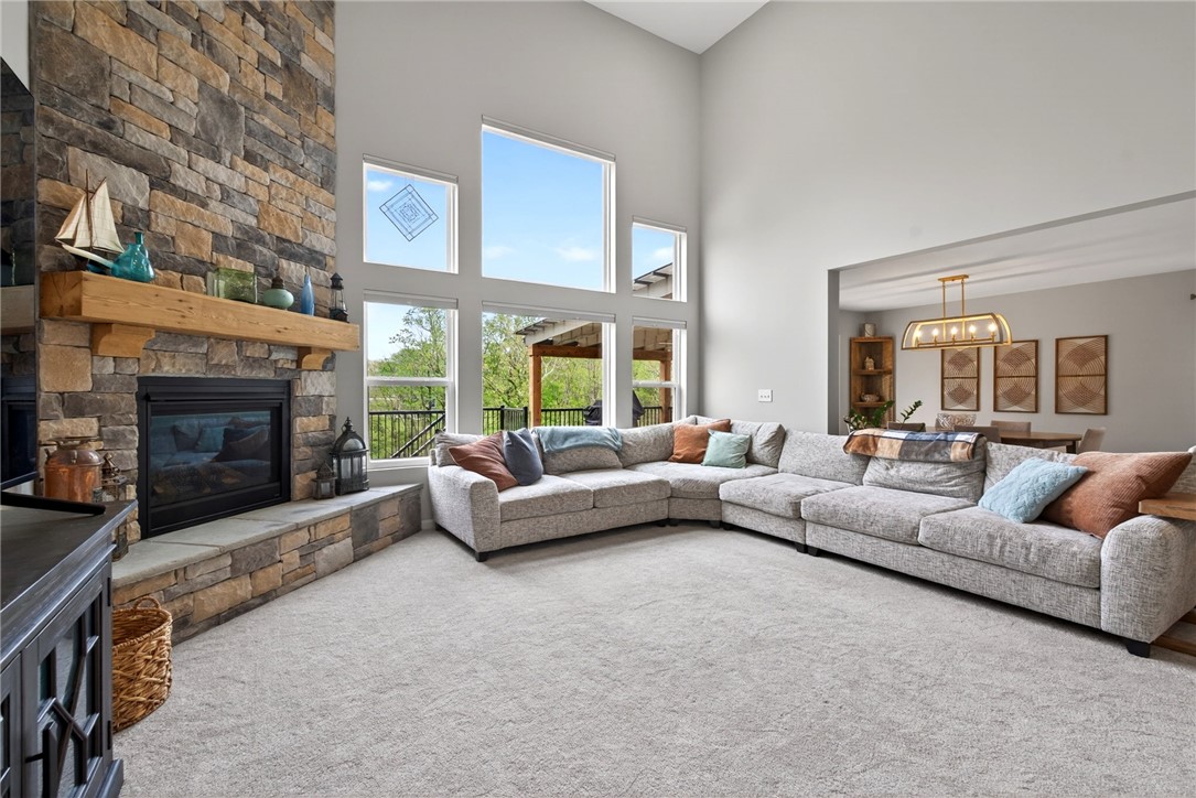 1593 Bur Oak Drive