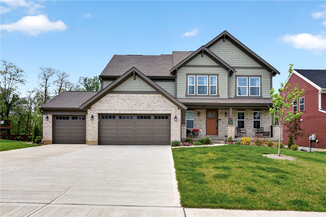 1593 Bur Oak Drive