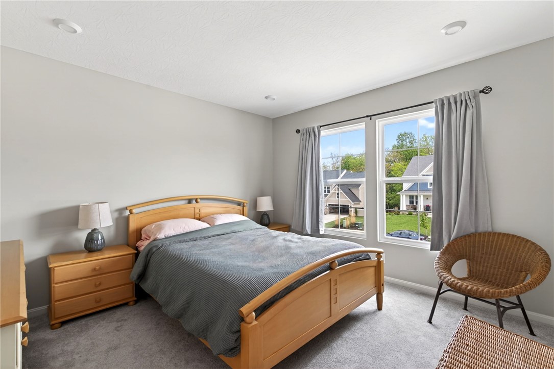 1593 Bur Oak Drive
