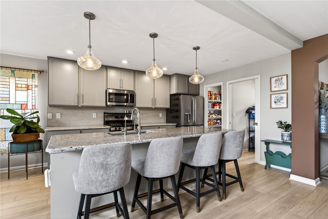 1593 Bur Oak Drive