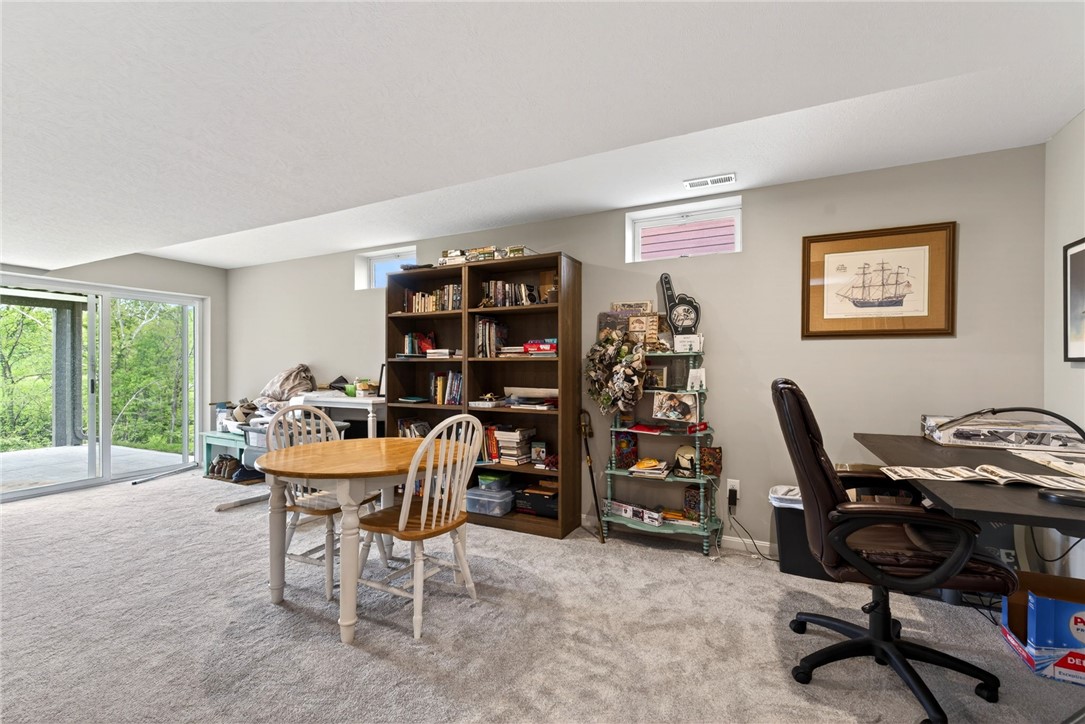 1593 Bur Oak Drive