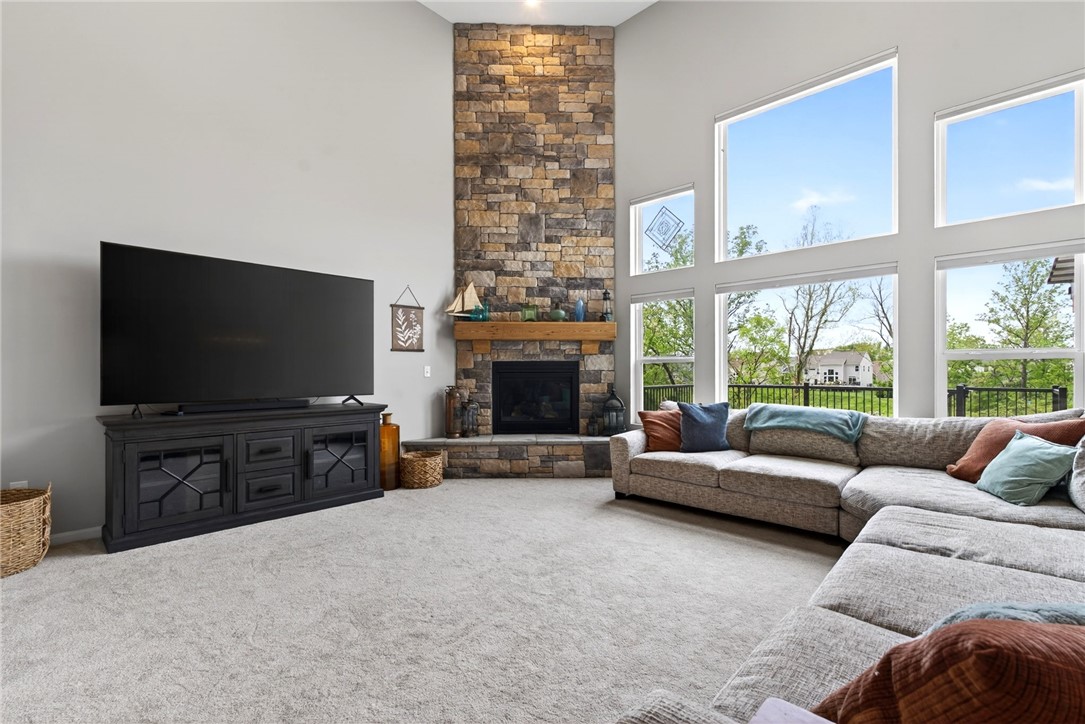 1593 Bur Oak Drive