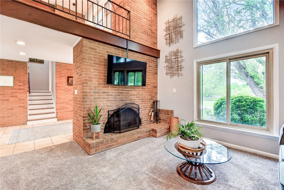9750 Ariadne Trail