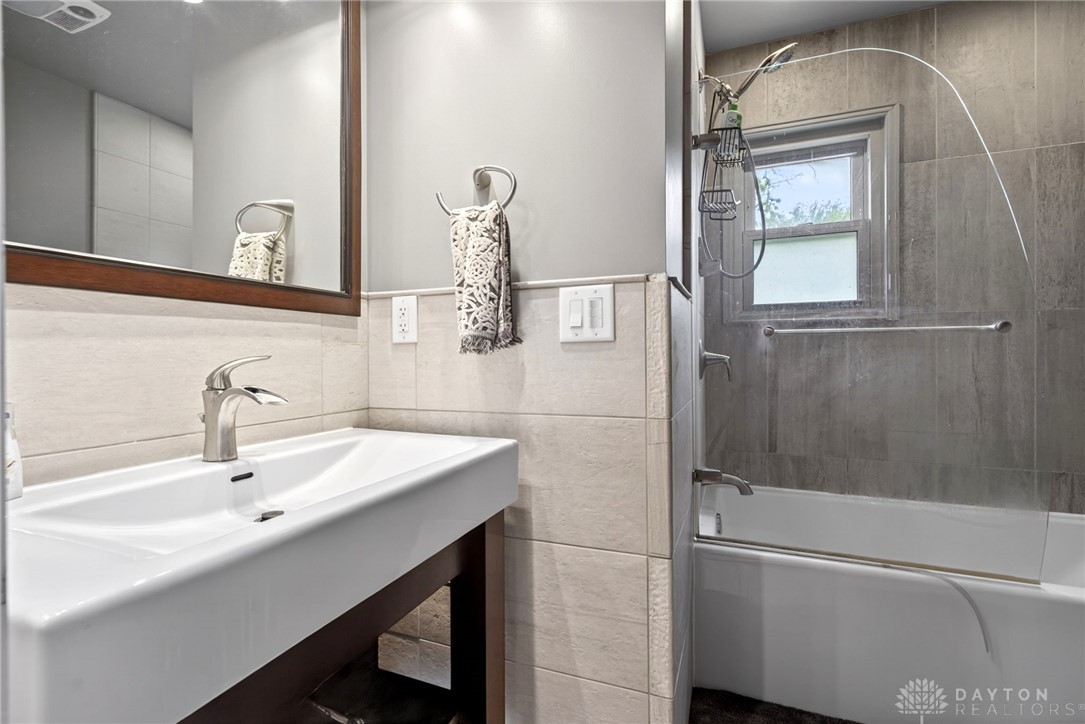 9750 Ariadne Trail