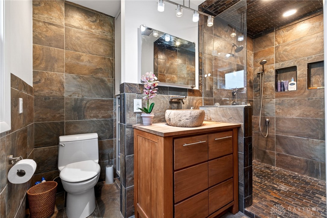 9750 Ariadne Trail