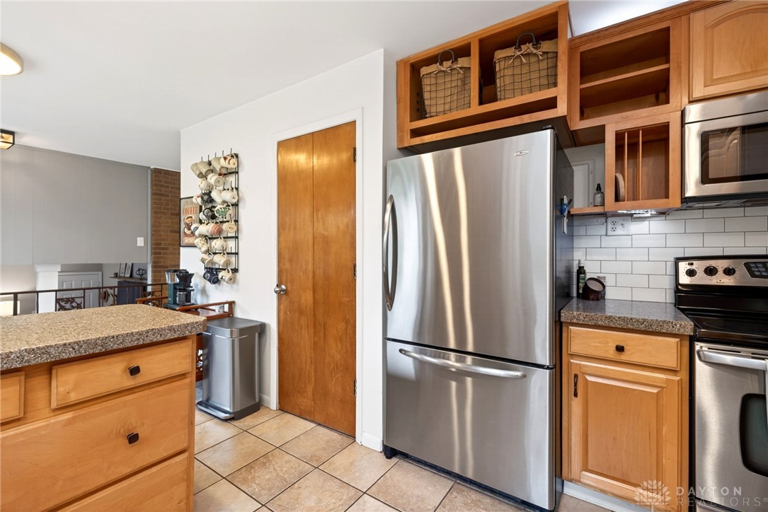 9750 Ariadne Trail
