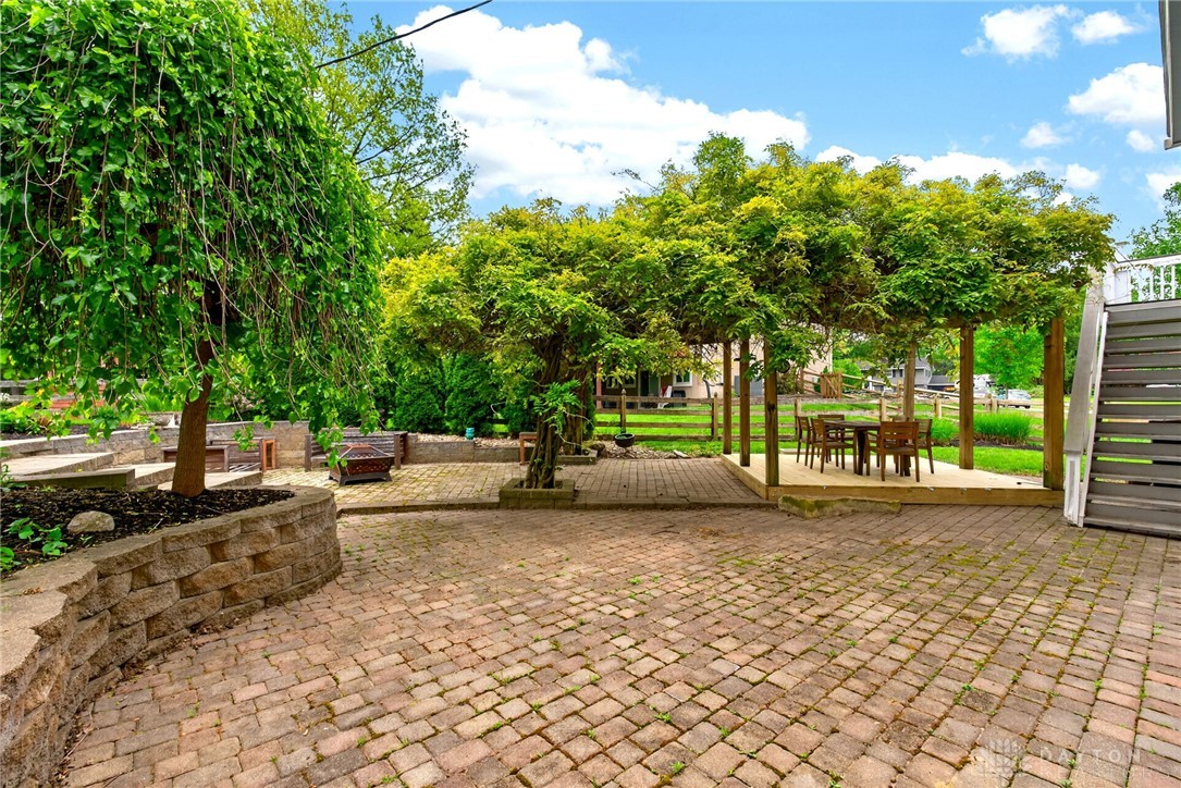 9750 Ariadne Trail
