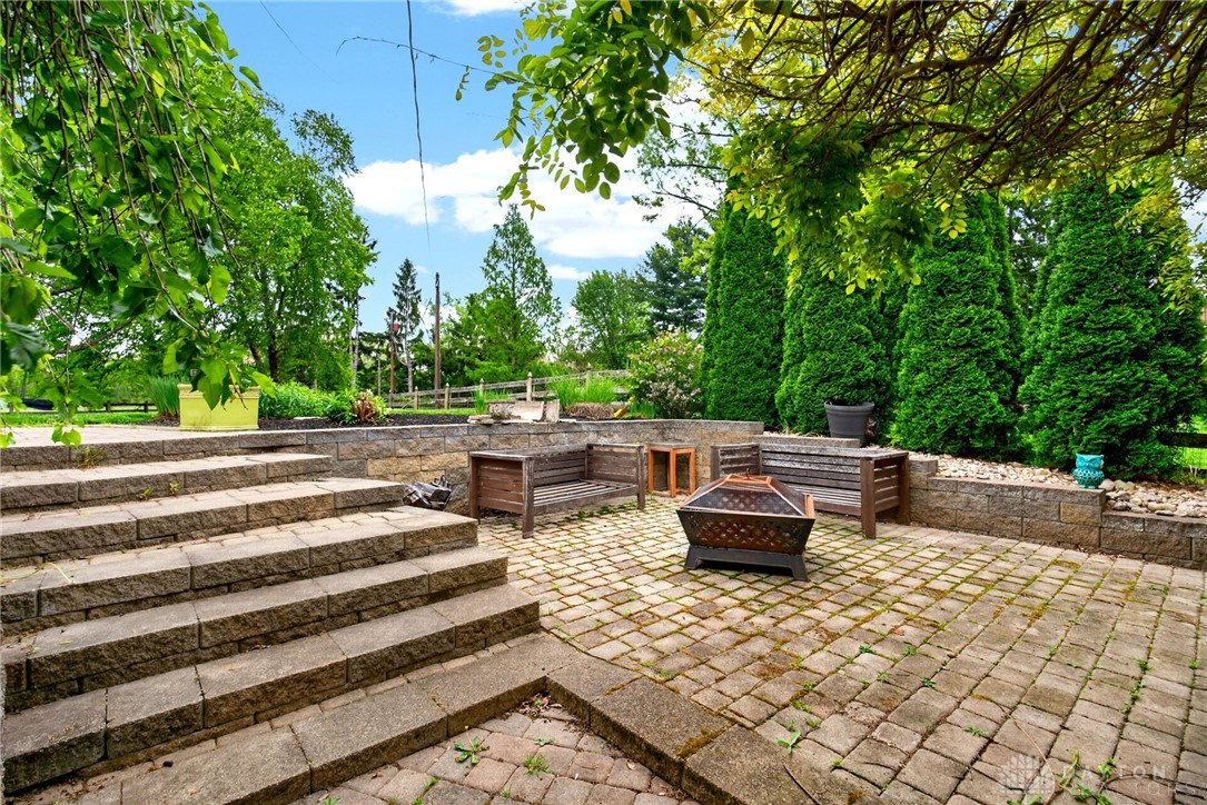 9750 Ariadne Trail