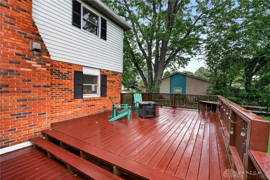391 Roselake Drive