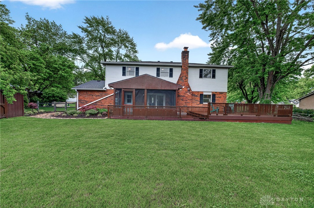 391 Roselake Drive