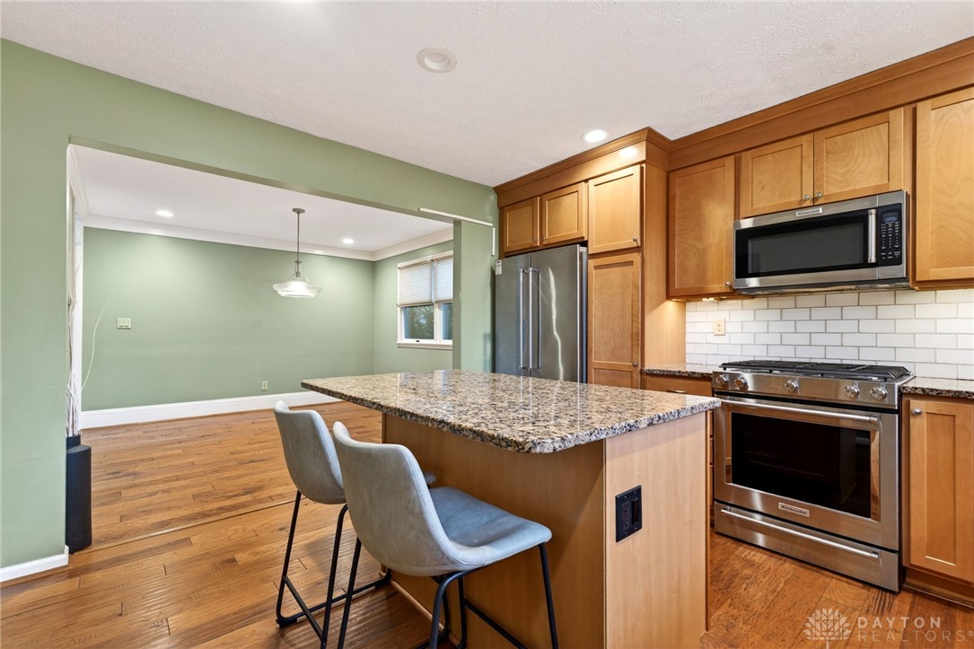 391 Roselake Drive