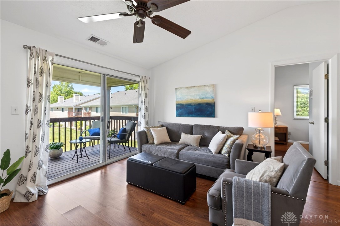 148 Mallard Glen Drive 8