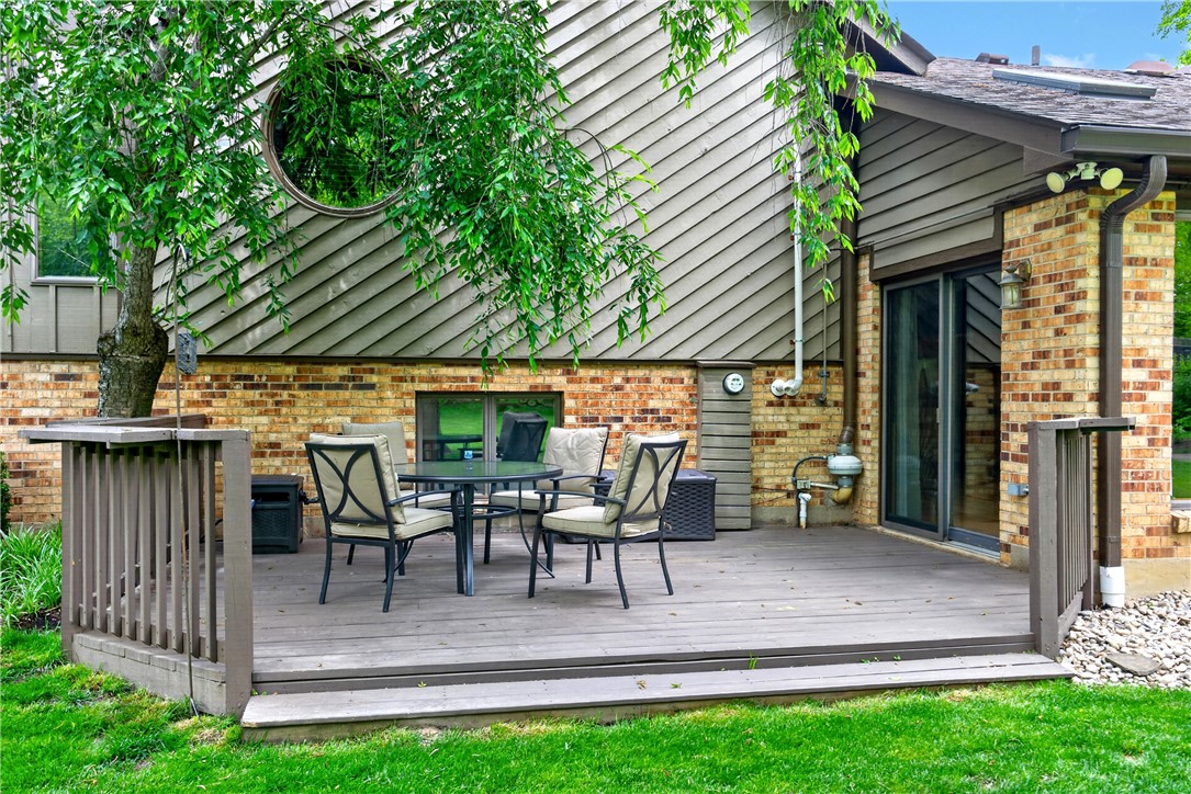 212 Walnut Grove Drive