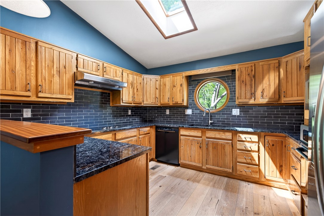 212 Walnut Grove Drive