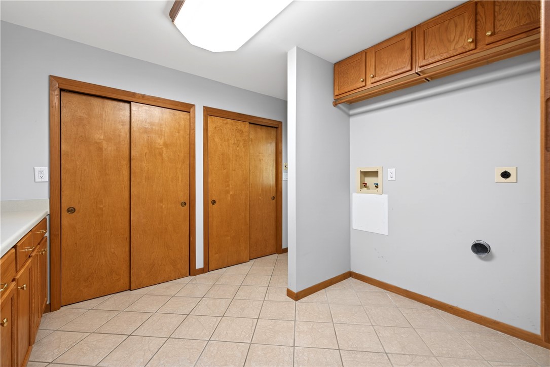212 Walnut Grove Drive