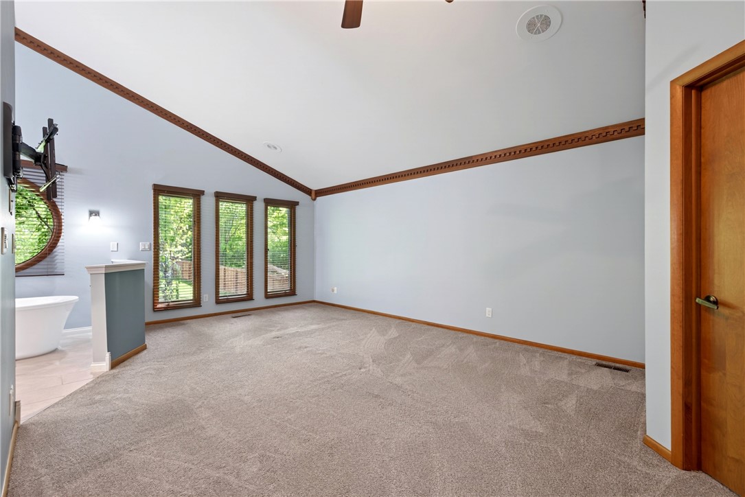212 Walnut Grove Drive