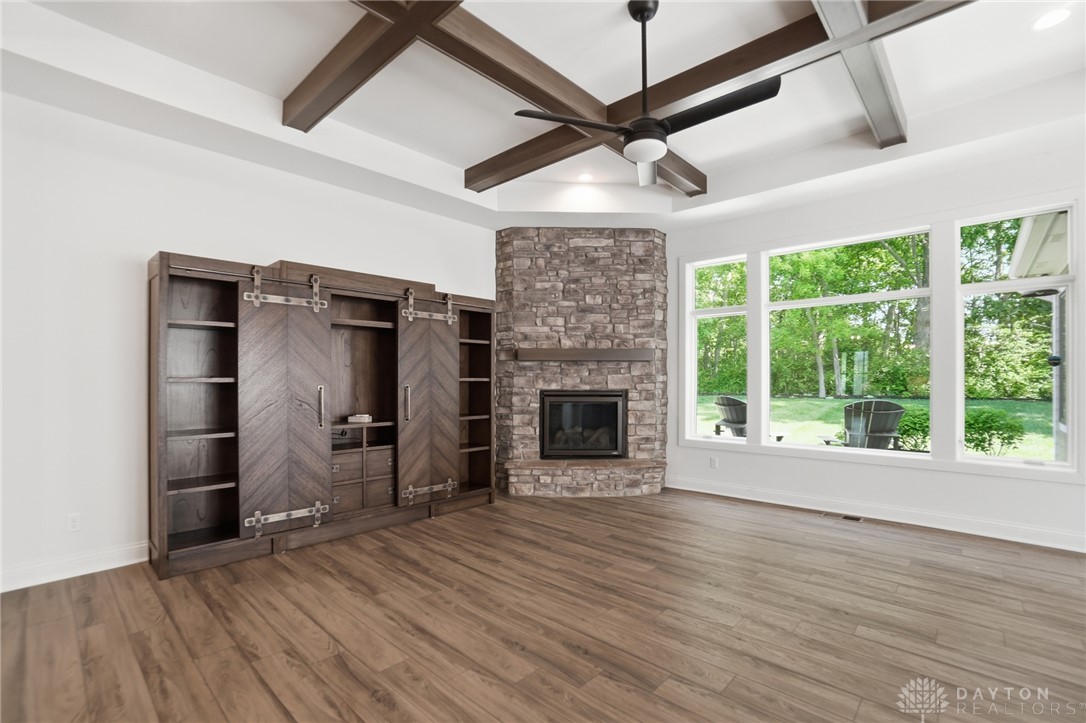 915 Hidden Branches Drive