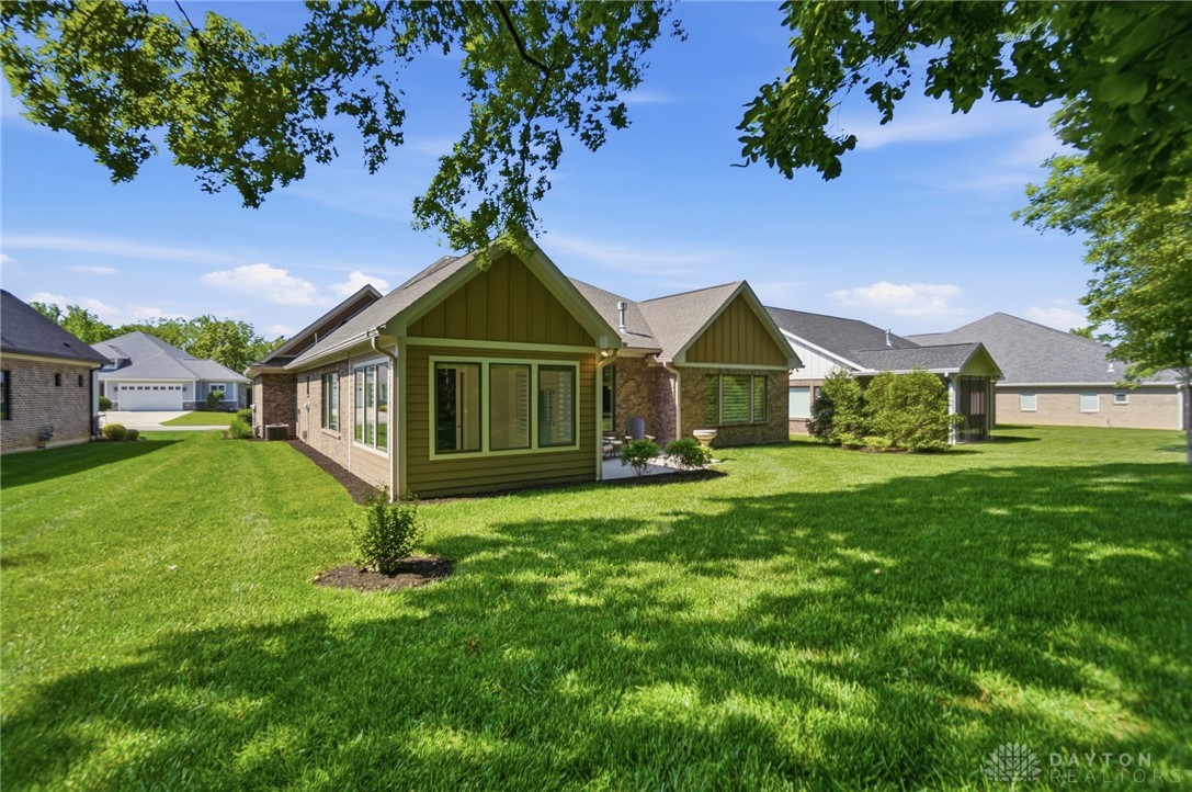 915 Hidden Branches Drive