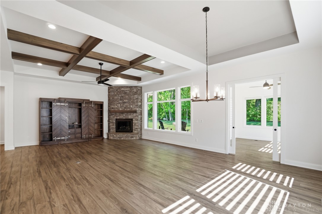 915 Hidden Branches Drive
