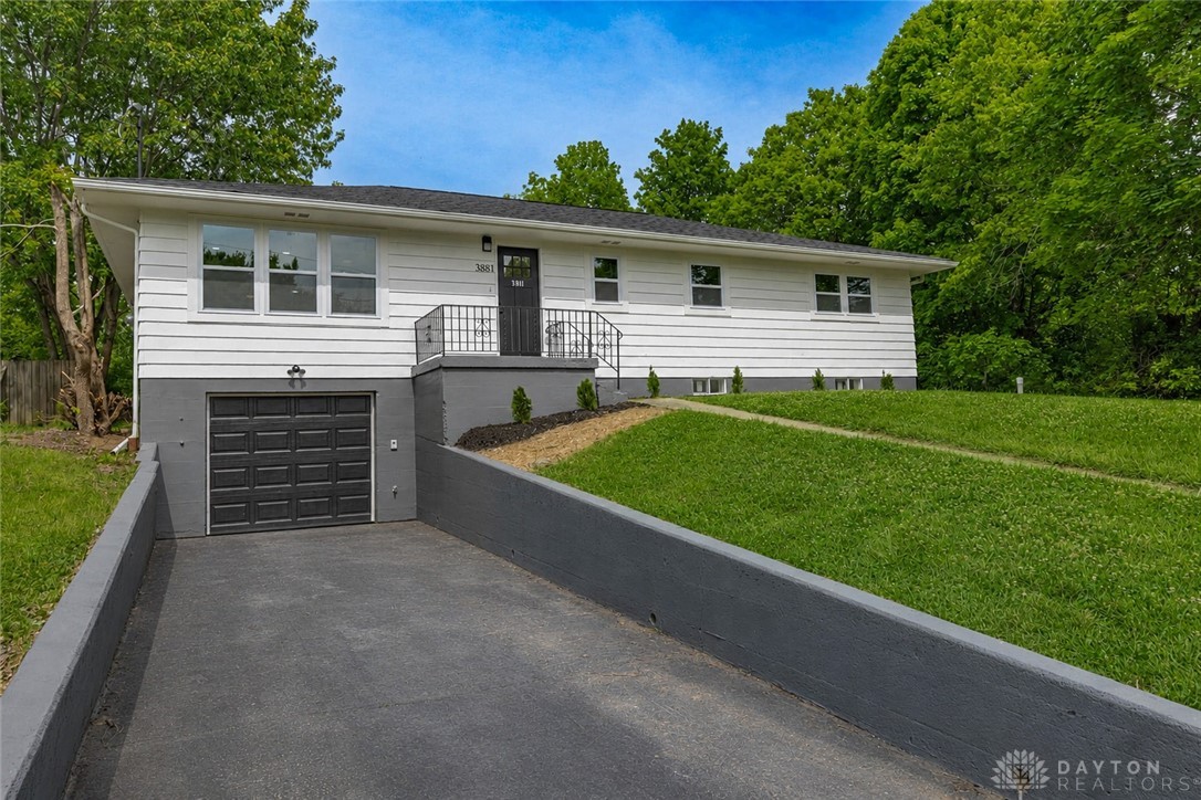 3881 Robinson Vail Road