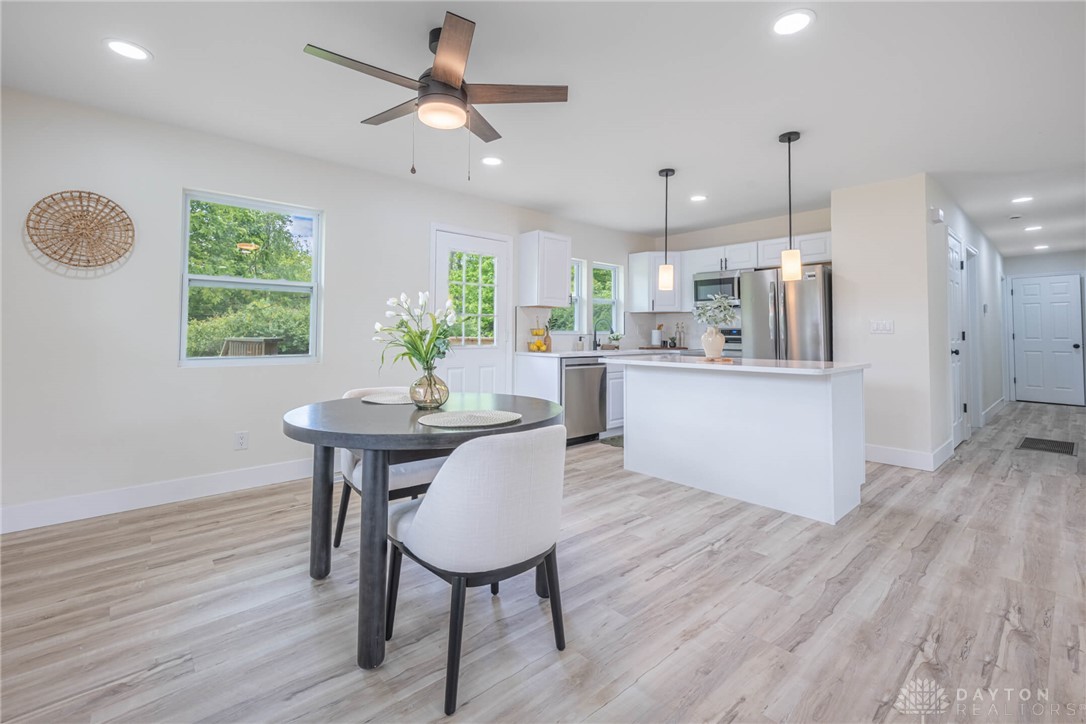 3881 Robinson Vail Road
