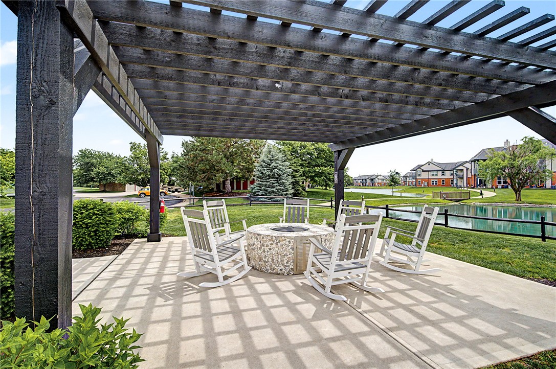 1151 Captains Bridge