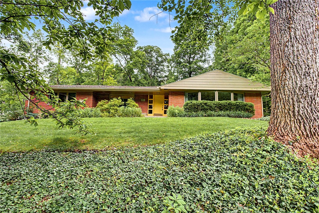 751 Laurelwood Road
