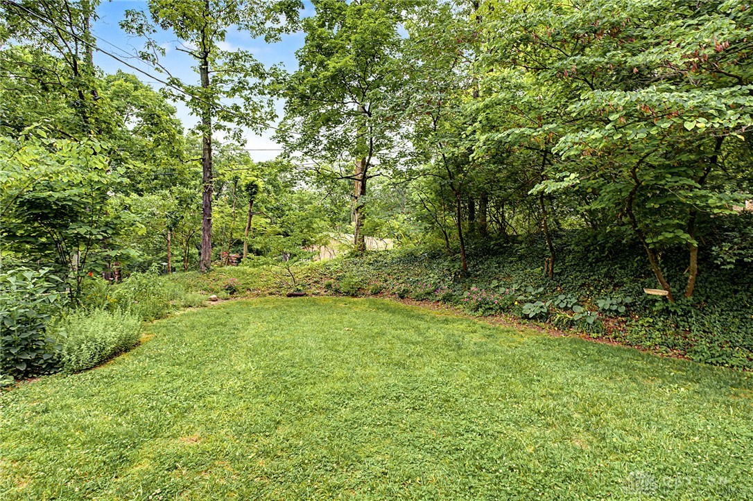 751 Laurelwood Road