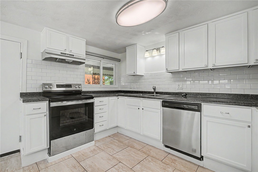 2621 Nyack Lane