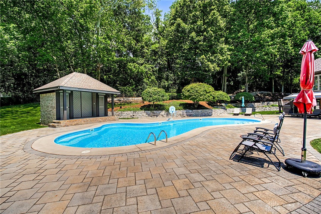 1973 W Alex Bell Road