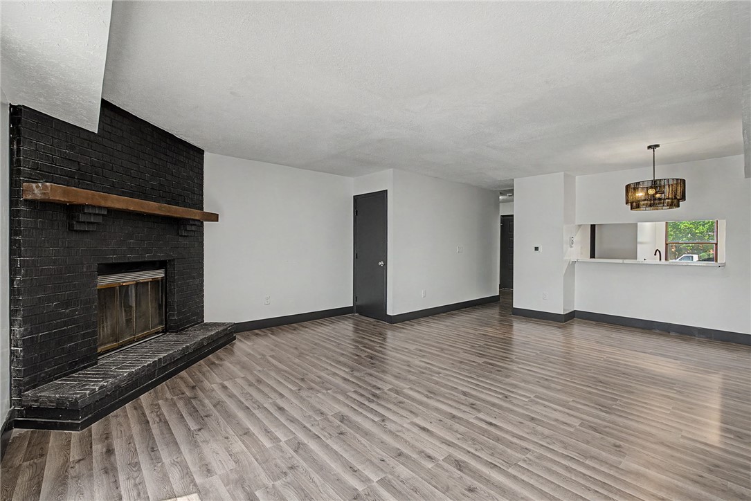5562 Cobblegate Drive