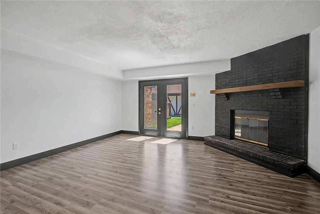 5562 Cobblegate Drive