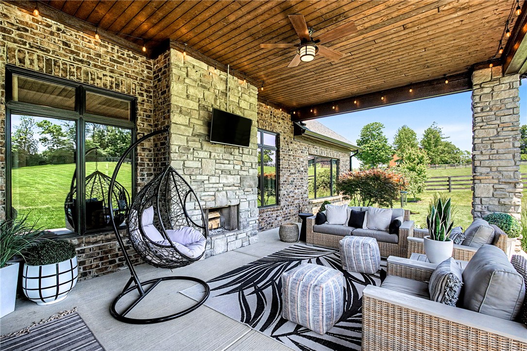 6401 Trillium Drive
