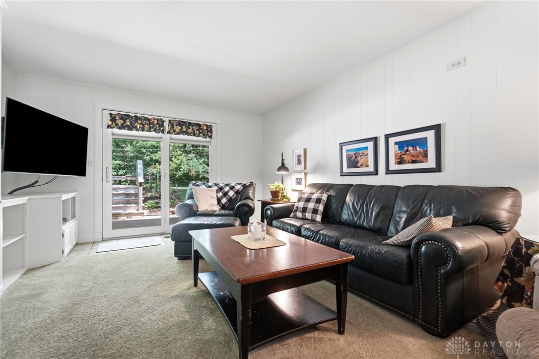 1107 Green Tree Drive