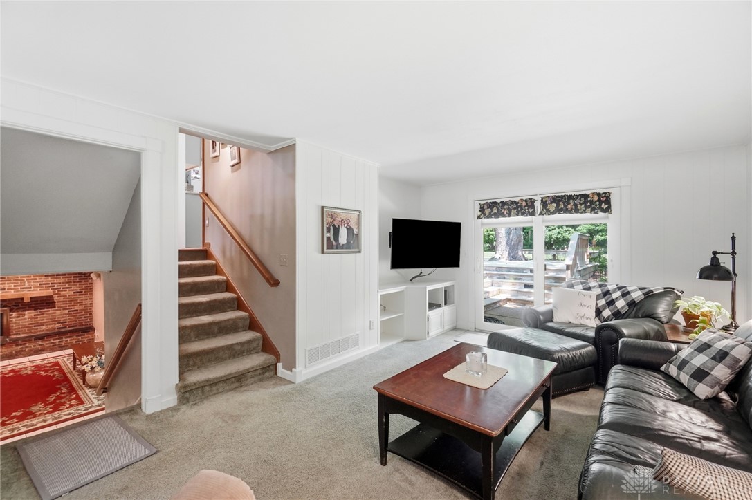 1107 Green Tree Drive