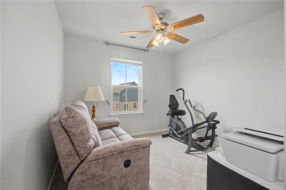 9761 Knoll Creek