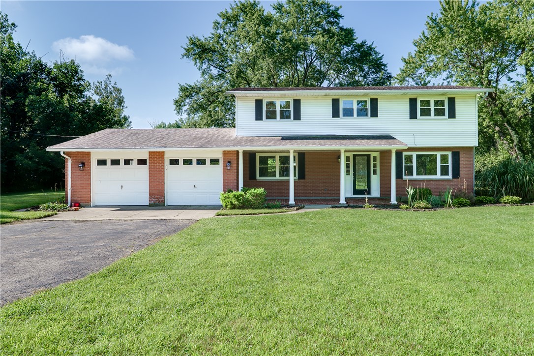 222 E Social Row Road