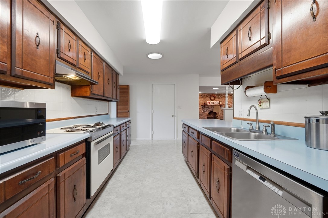 110 Fairway Drive