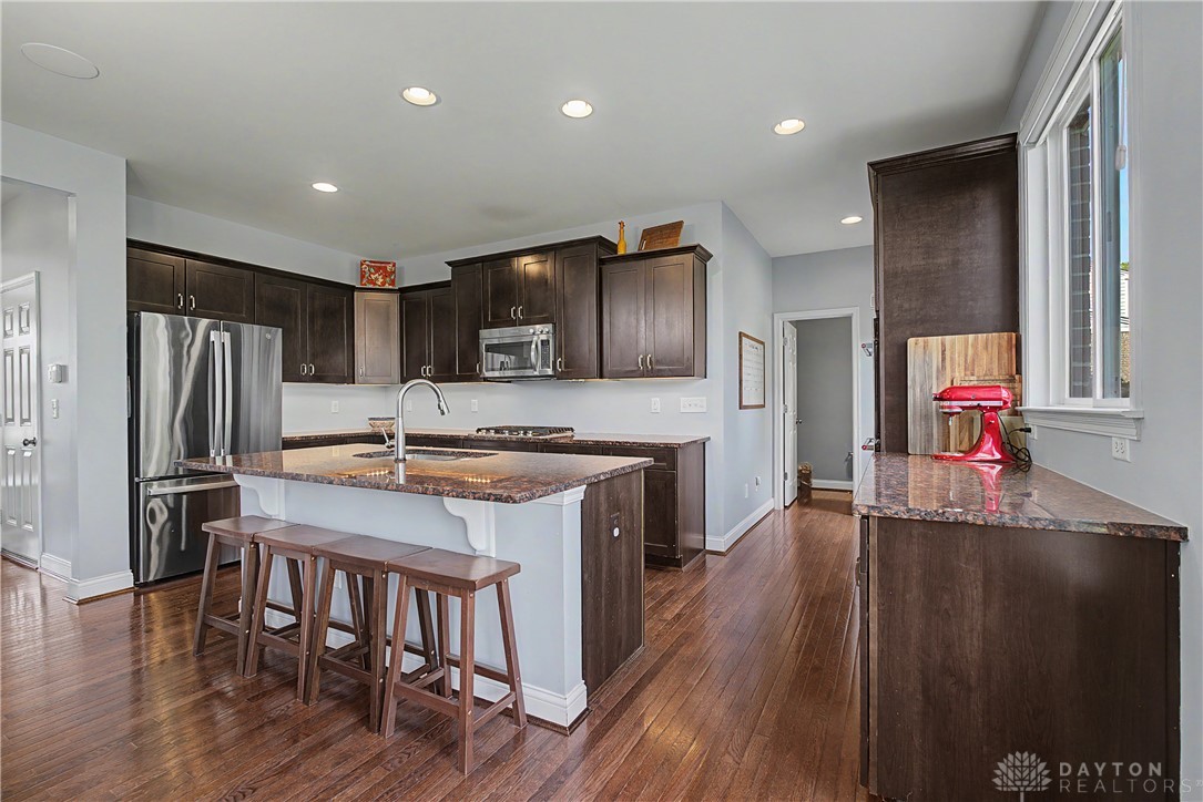 10135 Meadow Woods Lane