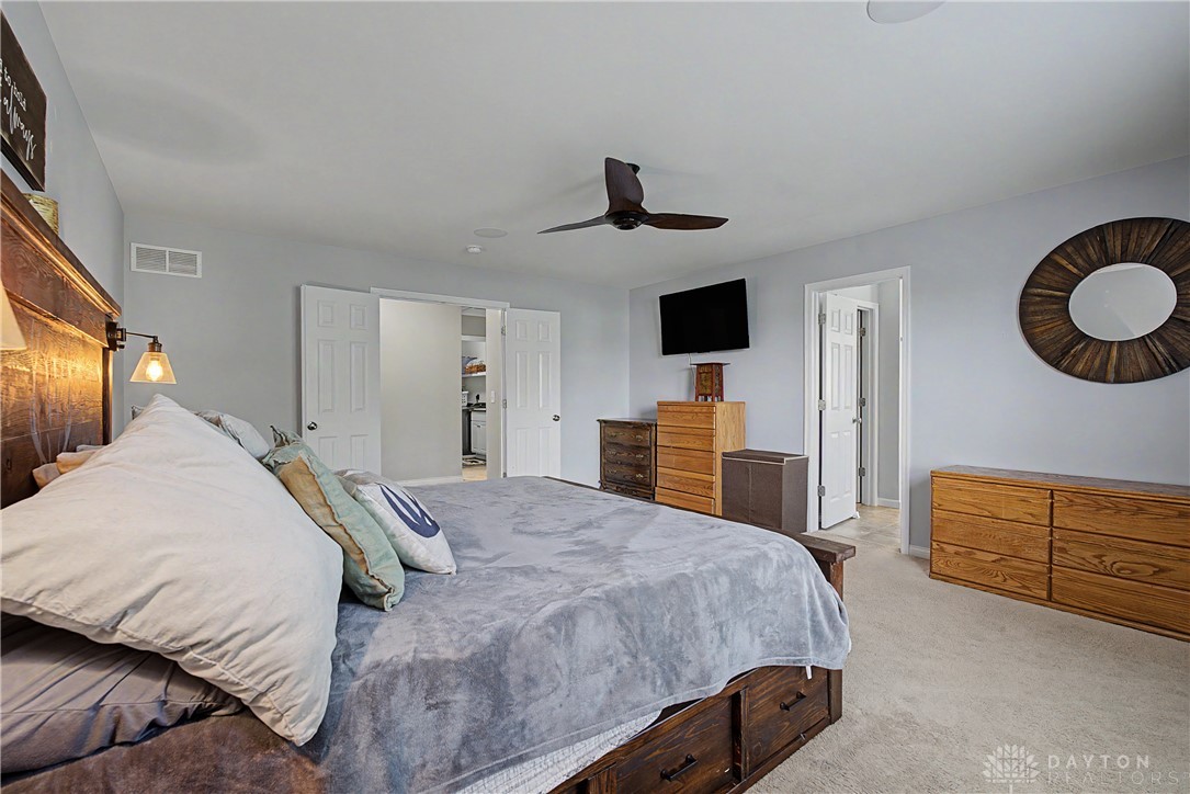 10135 Meadow Woods Lane