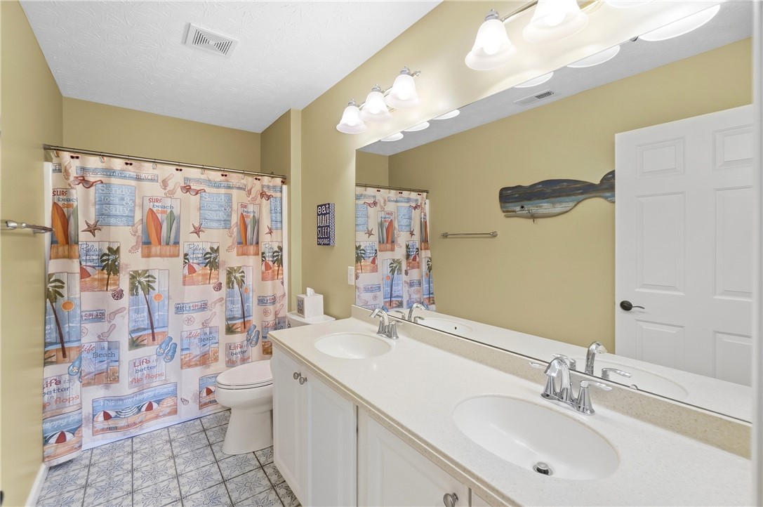 7452 Waterway Drive