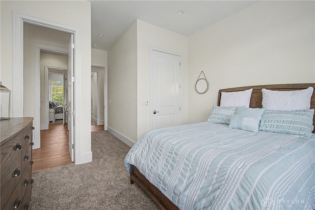 8303 Turning Leaf Crossing