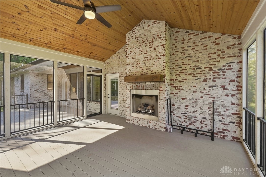 210 Blue Jay Way