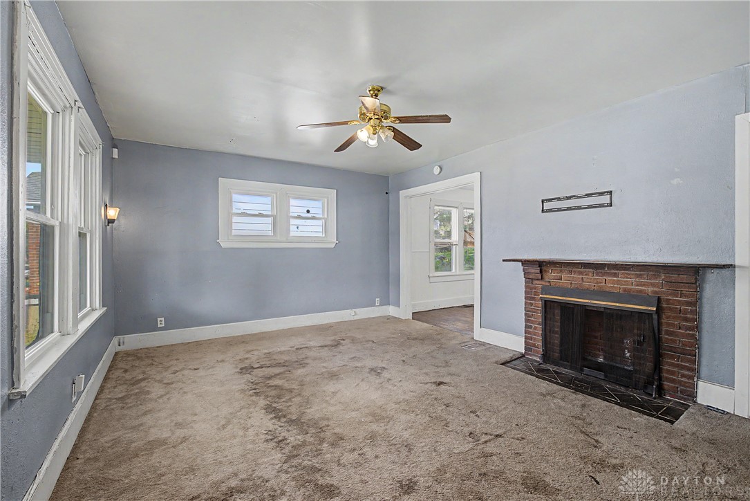 24 N Quentin Avenue