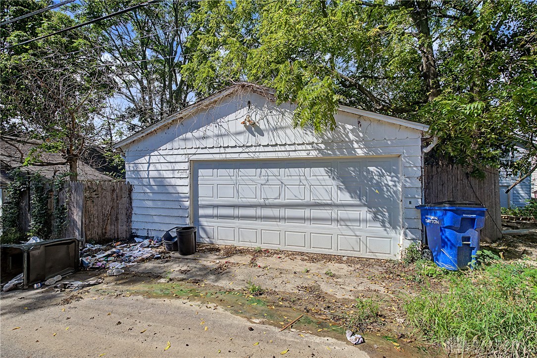 24 N Quentin Avenue