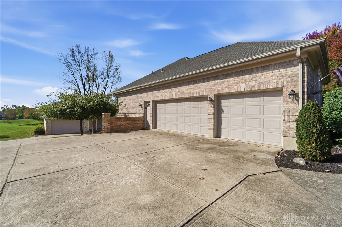 812 Valley View Point